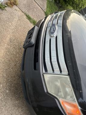 Black 2010 Ford Edge SE