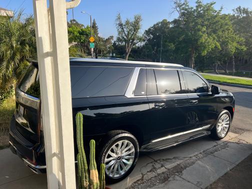 2021 Cadillac Escalade ESV Luxury