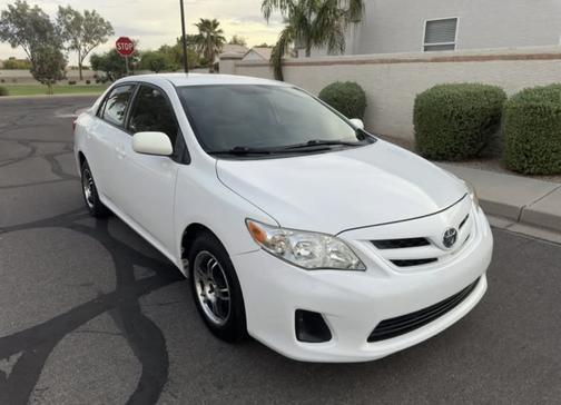 White 2011 Toyota Corolla LE