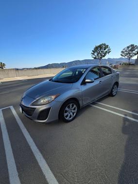 Silver 2010 Mazda Mazda3 i Sport