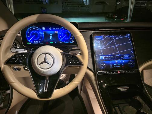 2022 Mercedes-Benz EQS 450+ Base