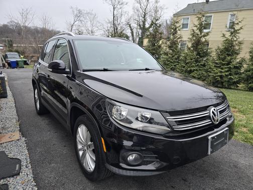 2012 Volkswagen Tiguan SE