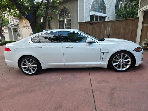 White 2015 Jaguar XF 3.0 Portfolio