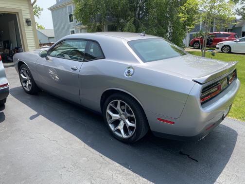 2015 Dodge Challenger SXT Plus