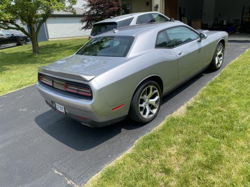 2015 Dodge Challenger SXT Plus