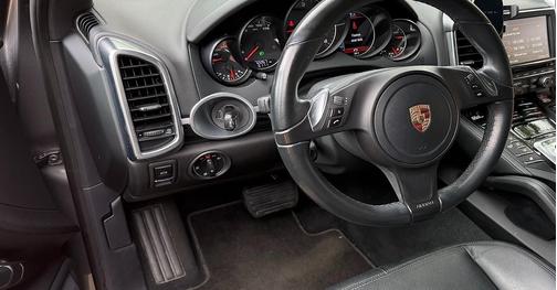 Gray 2013 Porsche Cayenne Cayenne Diesel