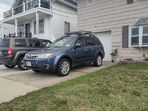 Blue 2013 Subaru Forester 2.5X Limited