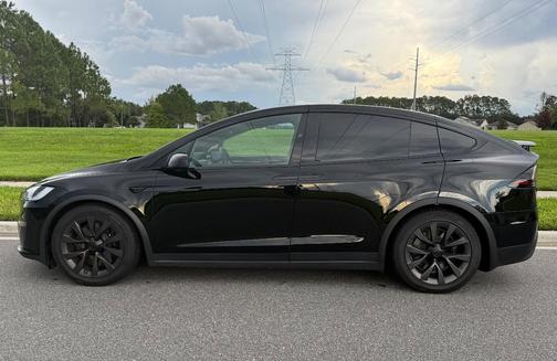 Black 2023 Tesla Model X Base
