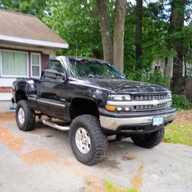 Black 2000 Chevrolet Silverado 1500 Base