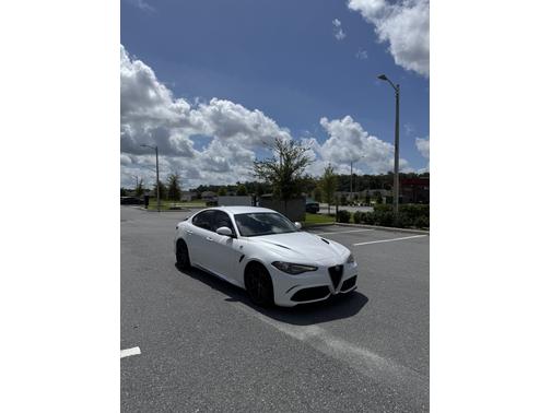 2017 Alfa Romeo Giulia Quadrifoglio