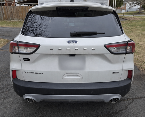 2022 Ford Escape PHEV Titanium
