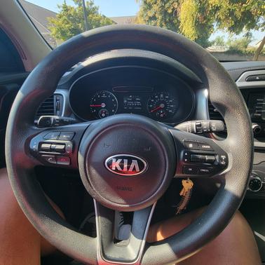 2016 Kia Sorento LX