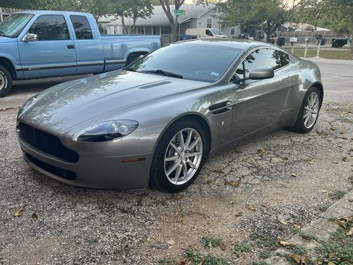 2006 Aston Martin V8 Vantage Base