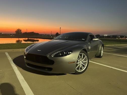 2006 Aston Martin V8 Vantage Base