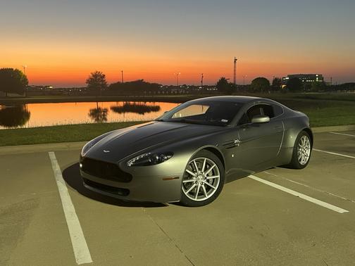 2006 Aston Martin V8 Vantage Base