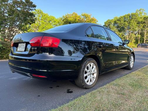 Black 2013 Volkswagen Jetta SE