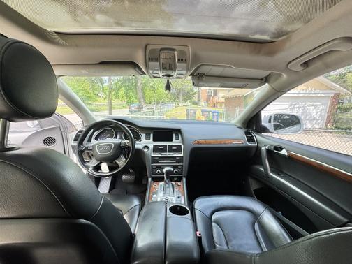 White 2014 Audi Q7 3.0T Premium Plus