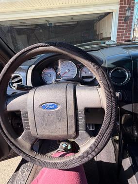 Black 2006 Ford F-150 Lariat SuperCab