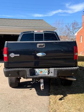 Black 2006 Ford F-150 Lariat SuperCab