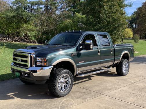 2004 Ford F-250 Lariat Crew Cab Super Duty