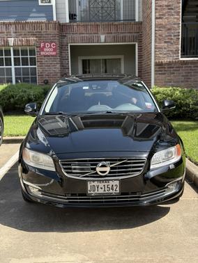 Black 2015 Volvo S80 T6 Platinum