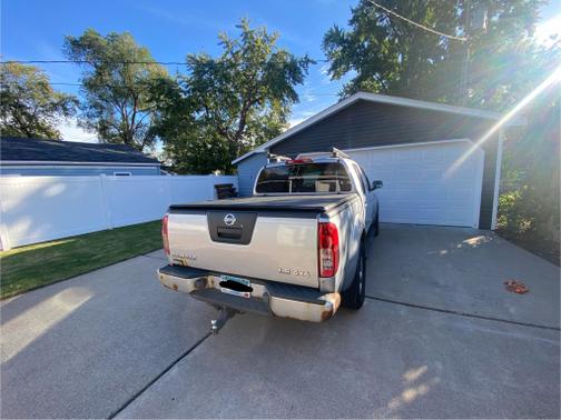 2005 Nissan Frontier LE Crew Cab