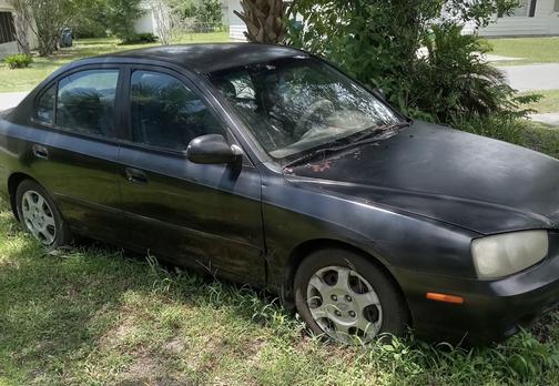 Black 2002 Hyundai ELANTRA GLS