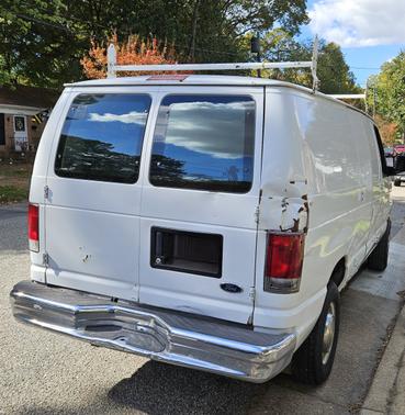 2006 Ford E350 Super Duty Base