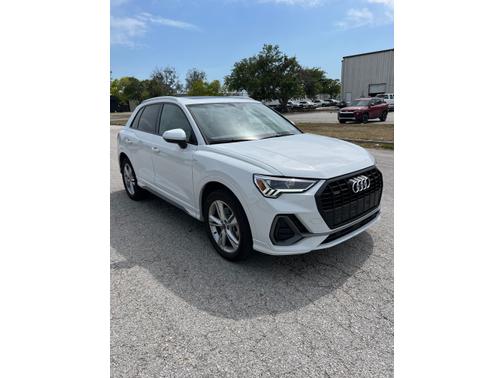 2024 Audi Q3 45 S line Premium