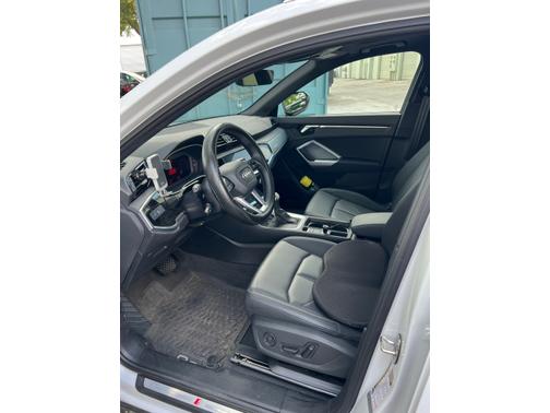 2024 Audi Q3 45 S line Premium