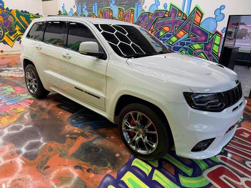 White 2019 Jeep Grand Cherokee SRT