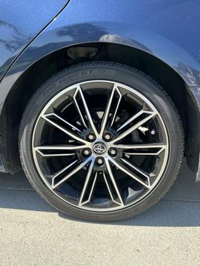 2019 Toyota Avalon XSE