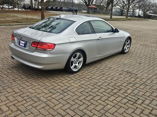 2009 BMW 328 i