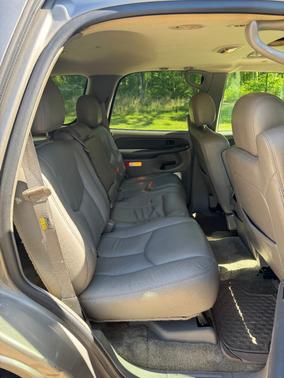 Beige 2003 Chevrolet Tahoe LT