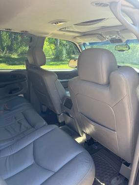 Beige 2003 Chevrolet Tahoe LT