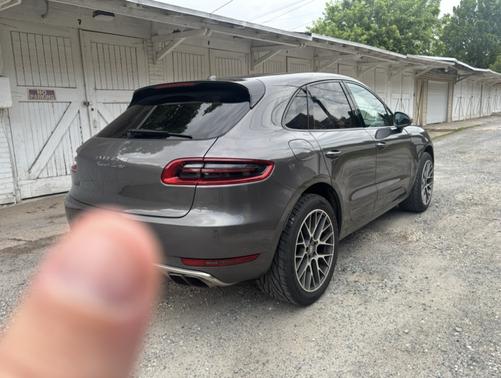 2015 Porsche Macan Turbo