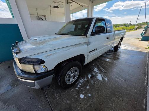 White 1999 Dodge Ram 1500 Quad Cab