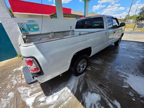 White 1999 Dodge Ram 1500 Quad Cab