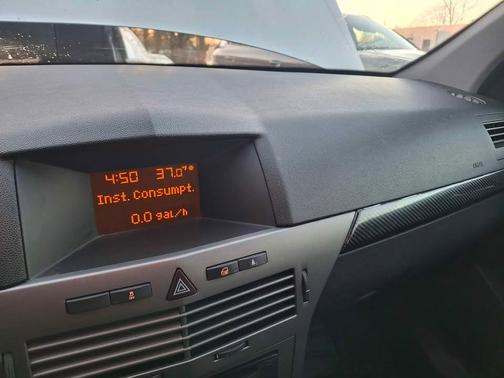 2008 Saturn Astra XE