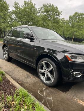 Black 2016 Audi Q5 3.0T Premium Plus