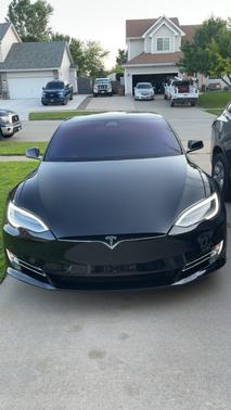 2018 Tesla Model S 75D