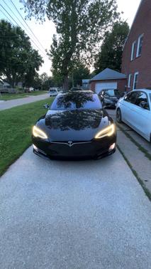 2018 Tesla Model S 75D