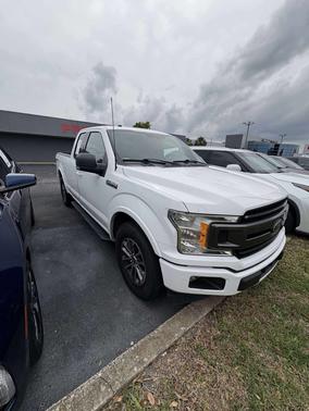White 2018 Ford F-150 XLT