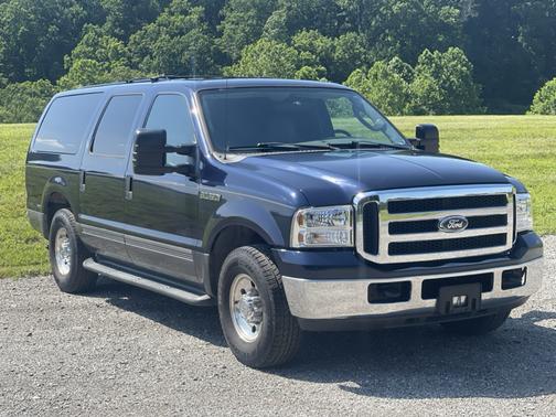 2005 Ford Excursion XLT