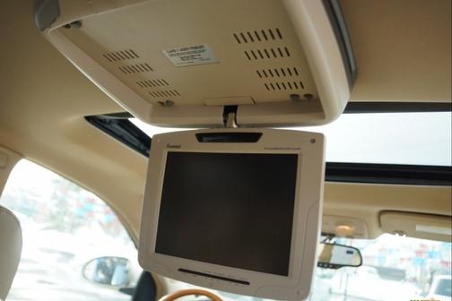 Photo 3 of 3 of 2008 Buick Enclave CXL