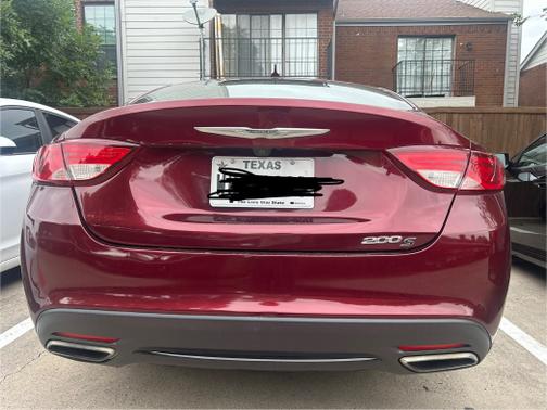 2015 Chrysler 200 S