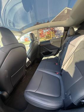 2026 Tesla Model Y Premium AWD