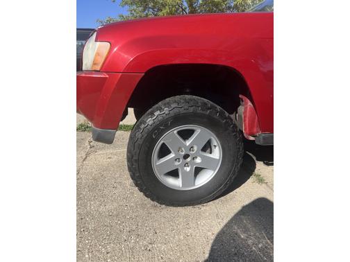 2005 Jeep Grand Cherokee Laredo
