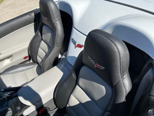 2008 Chevrolet Corvette Base