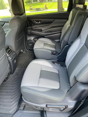 White 2024 Subaru Ascent Onyx Edition Limited 7-Passenger